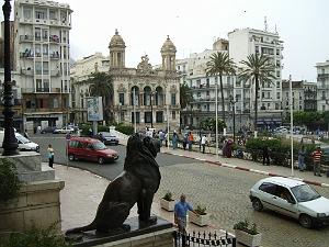 118-ORAN-Juin06-l'opera vu de la mairie
